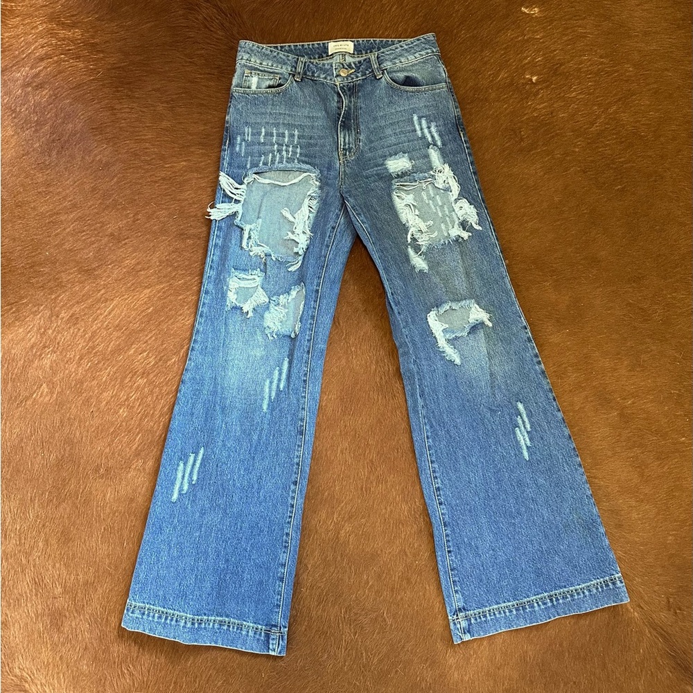 DISTRESSED TROUSER JEANS